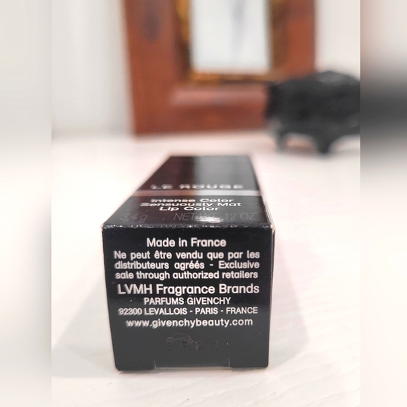 Givenchy Rouge Intense Silk Satin Lipstick N306 Carmin Escarpin & Free Sample - Picture 5 of 12